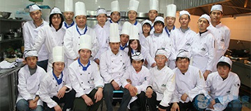 色骚逼影院中餐学员上课花絮